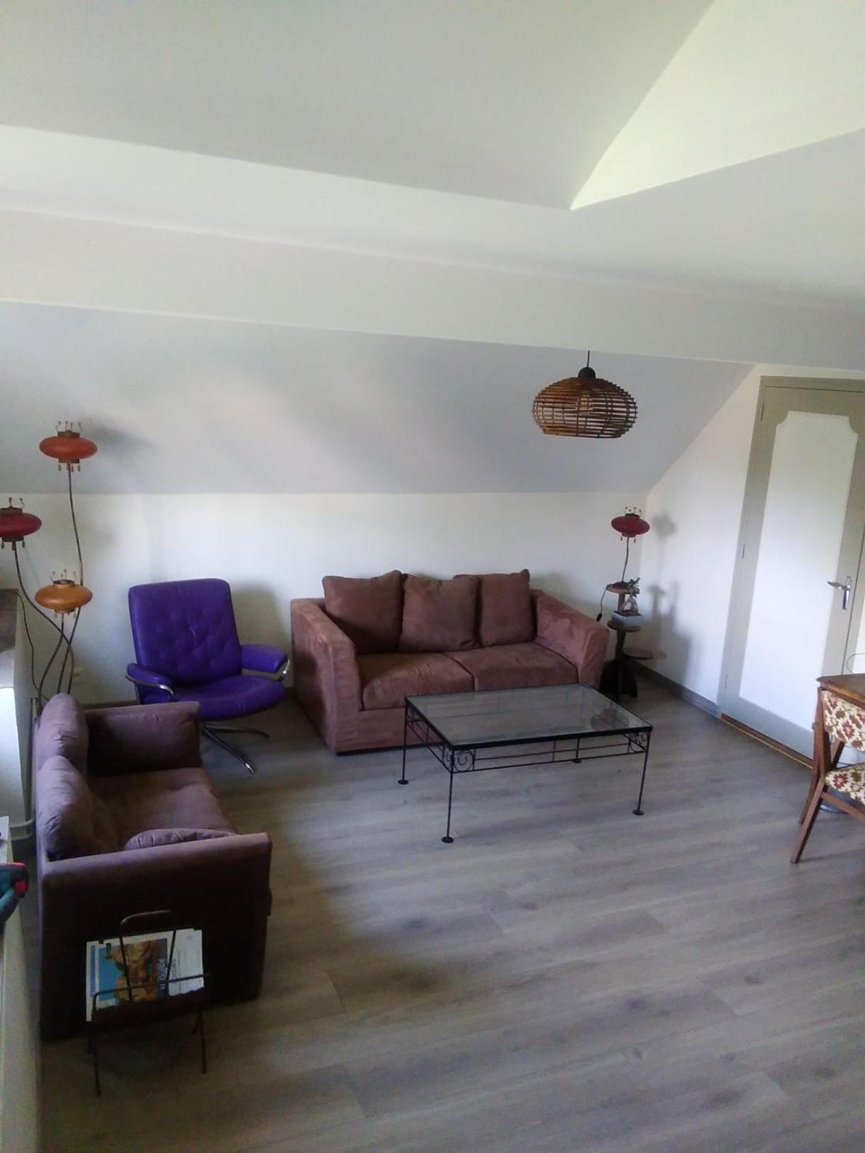 Homestay Chaleureuse Maison Bretonne *