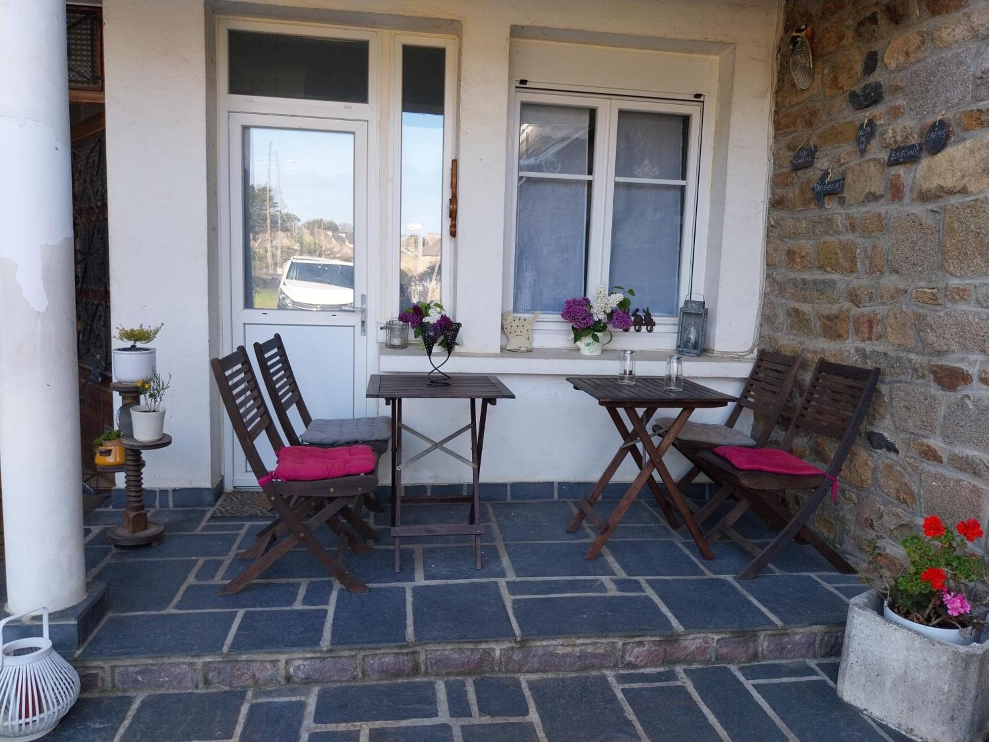 Homestay Chaleureuse Maison Bretonne